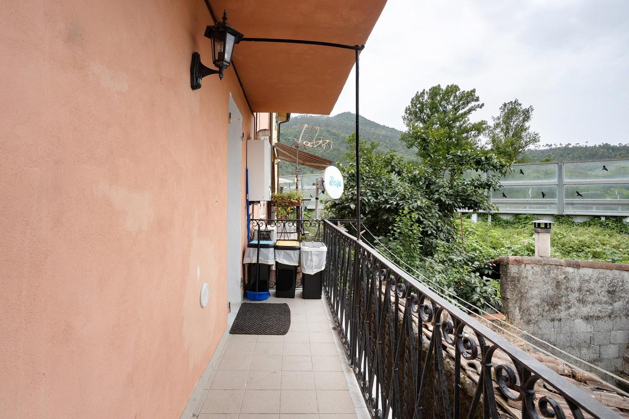 La Casa Sulla Collina Apartment Beverino Luaran gambar